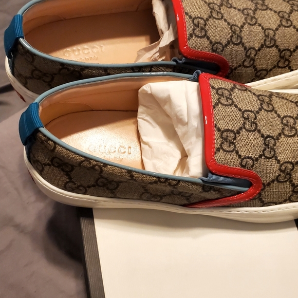 Gucci - Picture 3 of 4